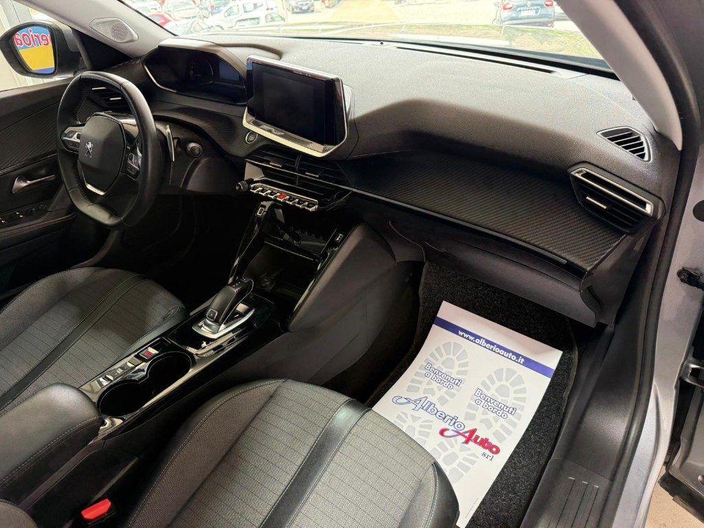 Peugeot 2008 BlueHDi 130 S&S EAT8 Allure