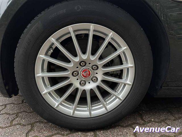 JAGUAR XF 2.0 d Pure BERLINA AUTOMATICA TELECAMERA IVA ESP