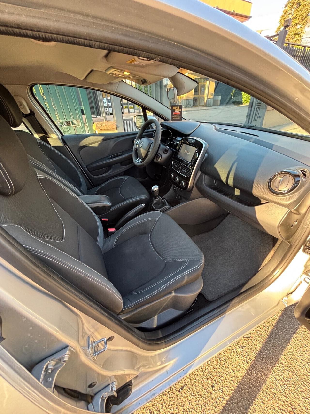 Renault Clio TCe 12V 90 CV GPL 5 porte Duel