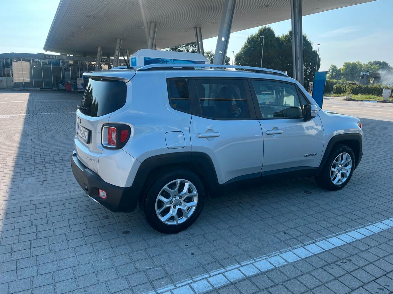 Jeep Renegade 130 MILA km