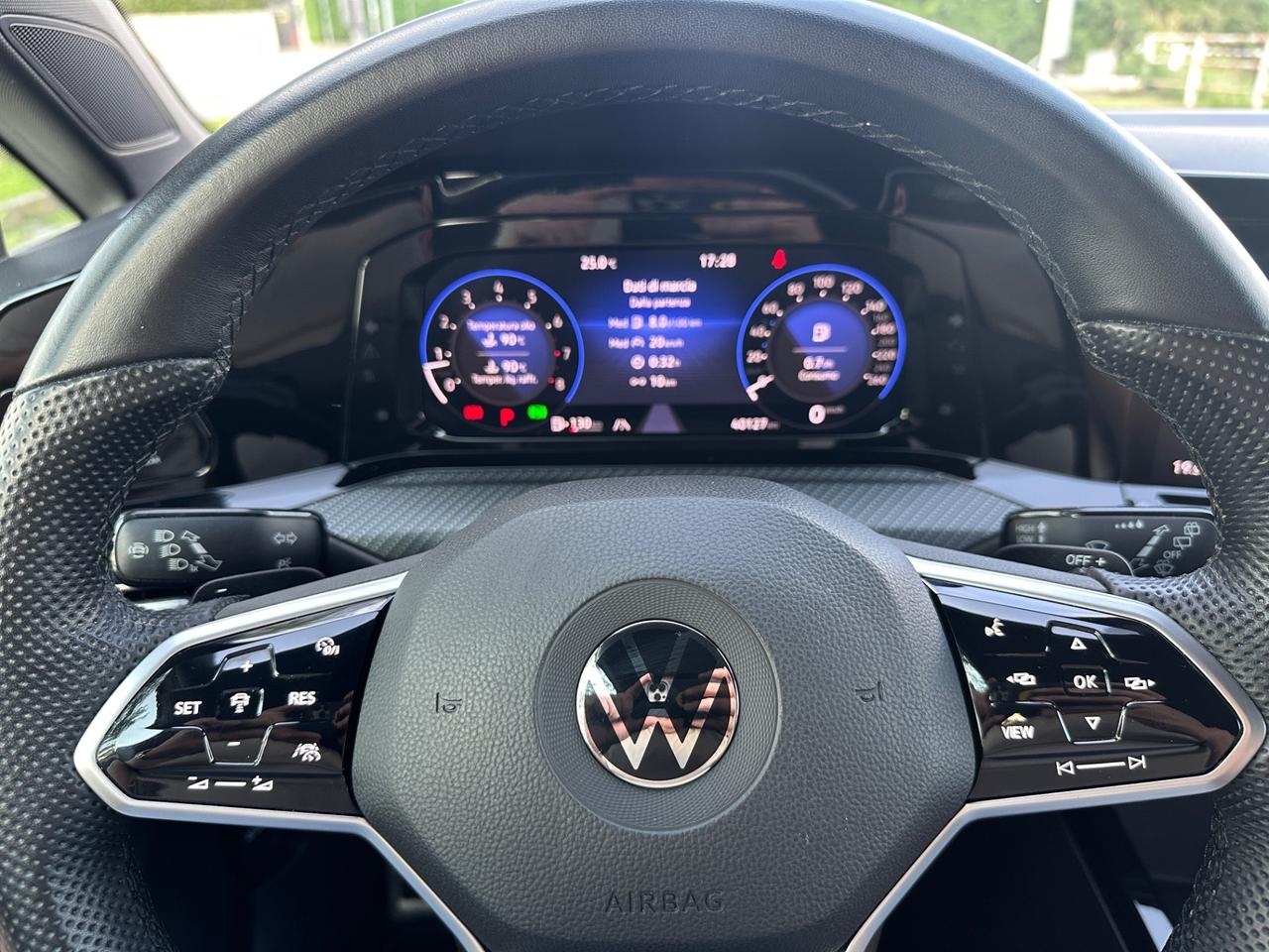 Volkswagen Golf 1.5 eTSI 150 CV EVO ACT DSG R-Line