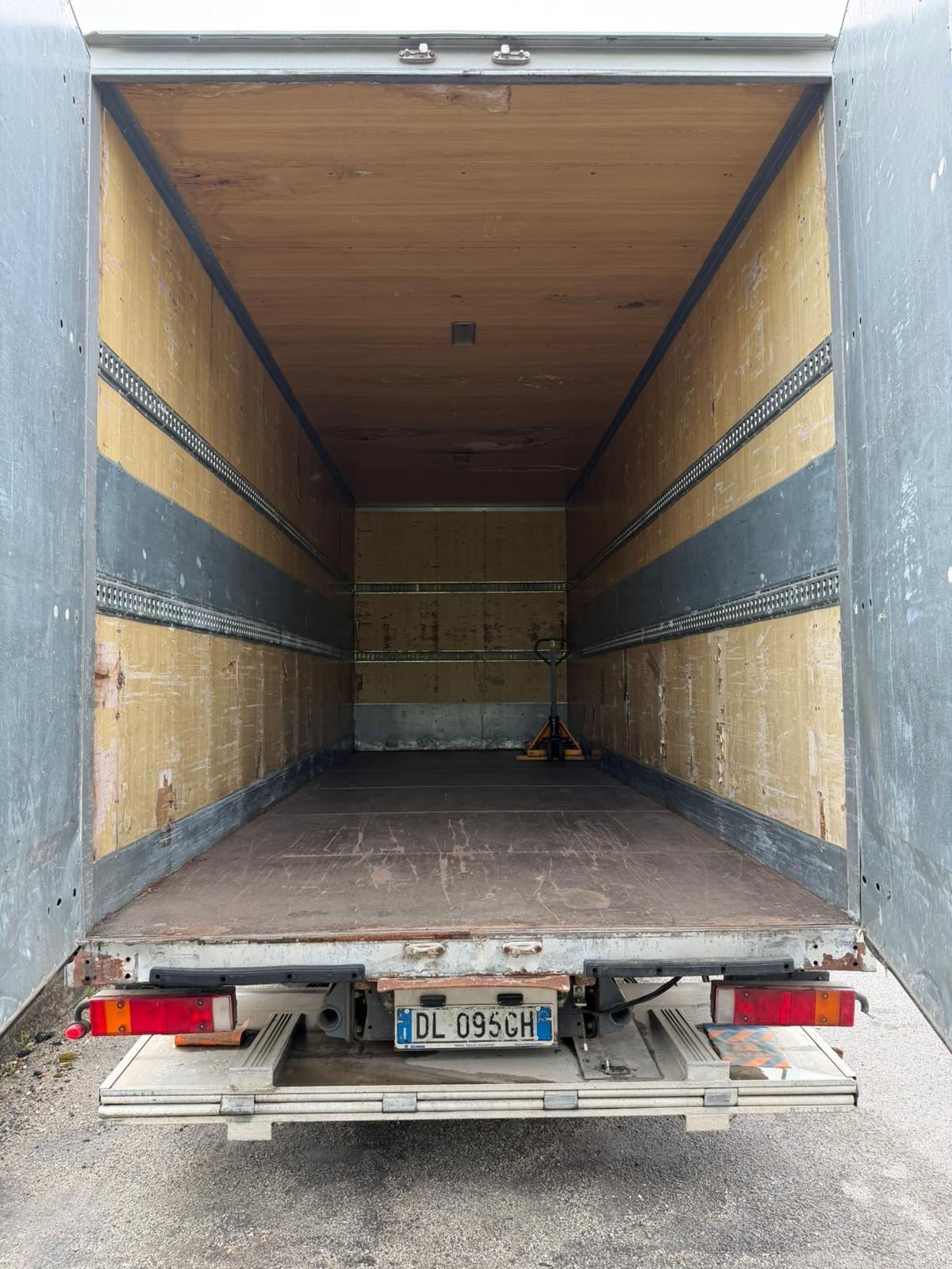Mercedes atego 2003 6.3 diesel sponda idraulica