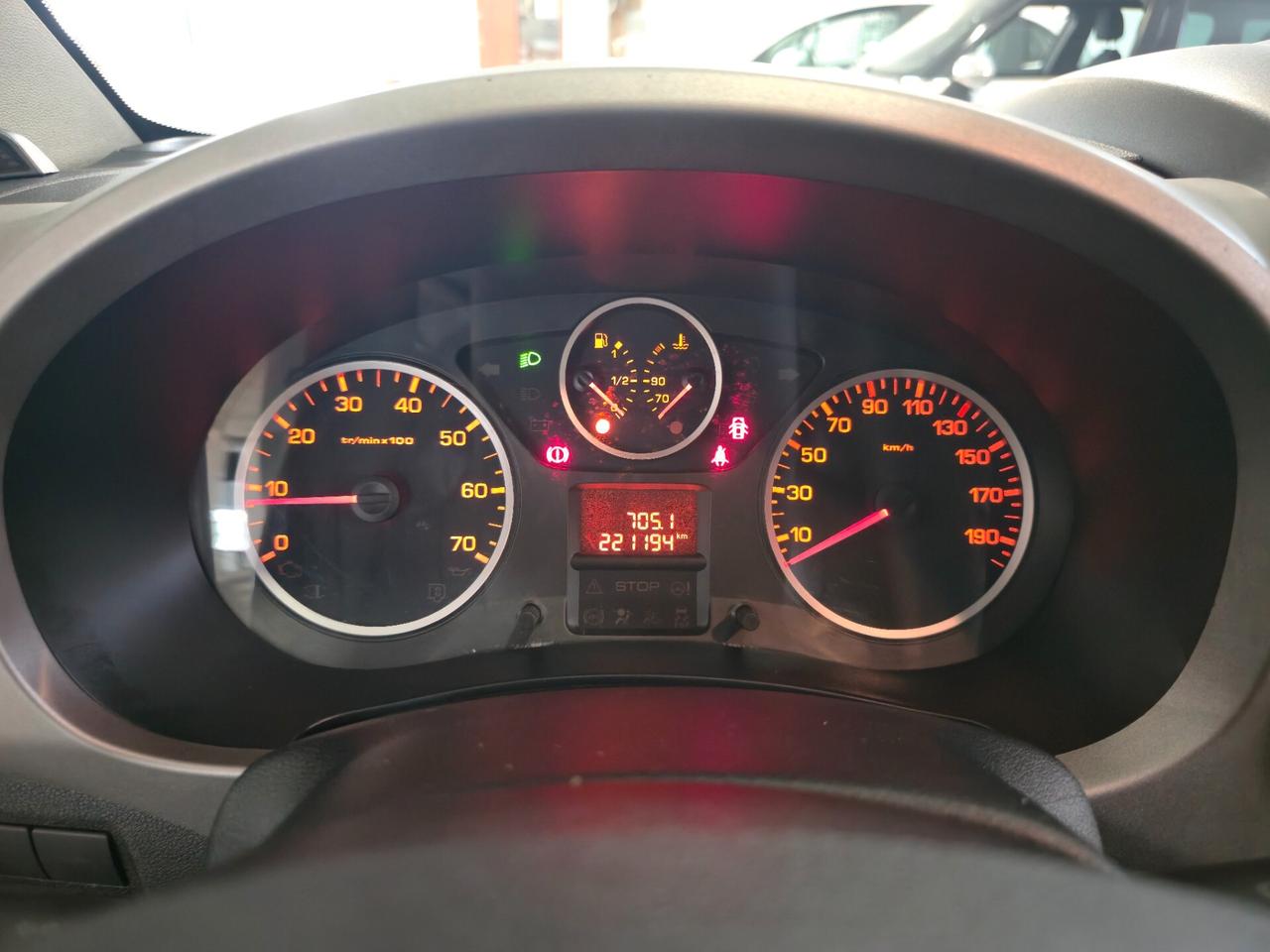 Peugeot Partner Tepee 1.6 HDi 110CV Outdoor