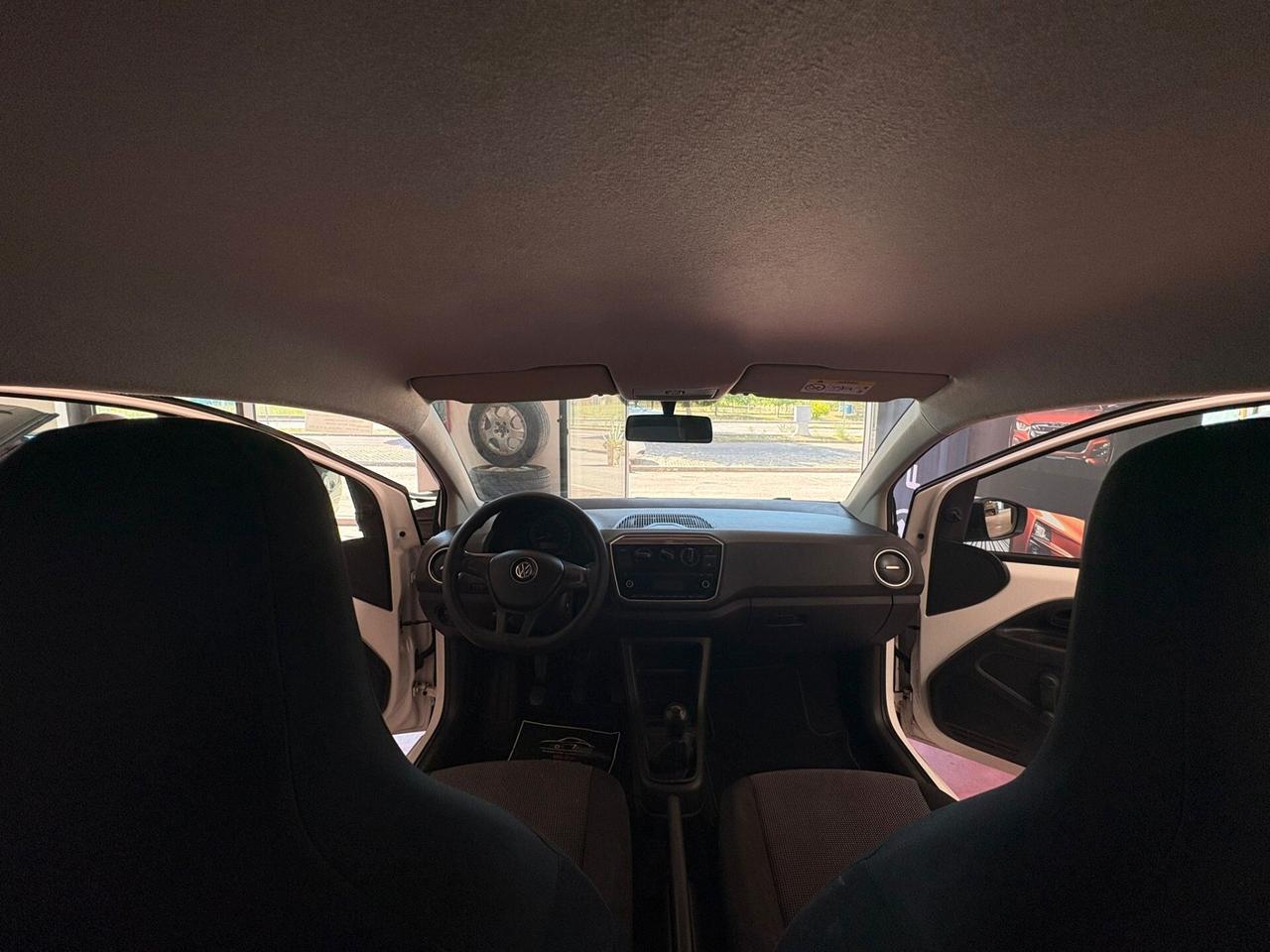 VOLKSWAGEN UP benzina 1000 CV 60 Km 155.974 X NEOPATENTATI