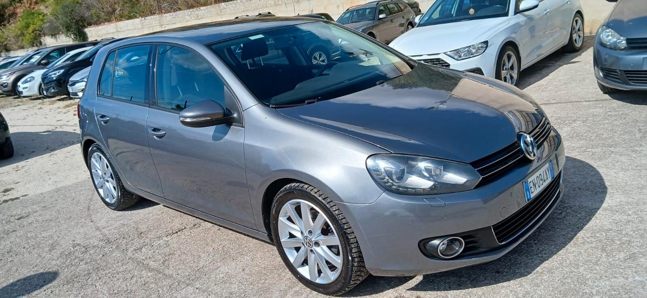 Volkswagen Golf 1.6 6° TDI DPF 5p. Highline - 2012