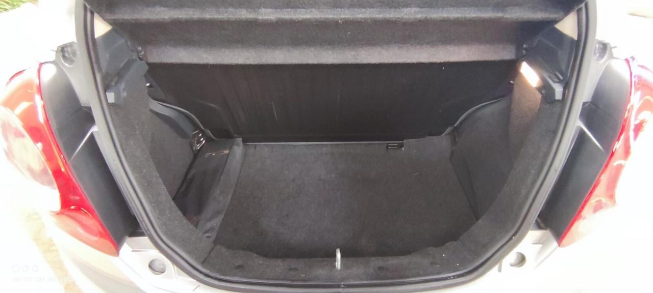 Ford Ka Ka+ 1.2 8V 69CV Titanium