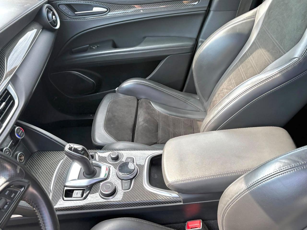 Alfa Romeo Stelvio 2.2 Turbodiesel 210 CV AT8 Q4 Veloce
