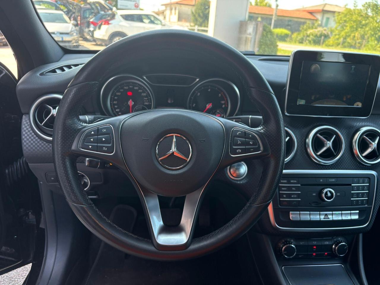 Mercedes-benz A 180 1.5 Diesel Cambio Automatico Neopatentati