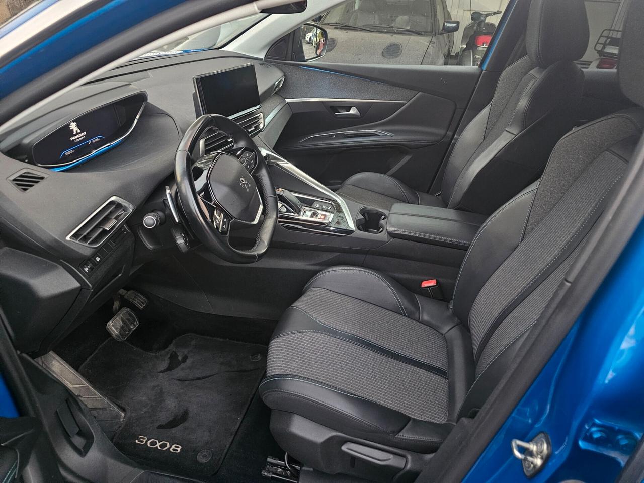 Peugeot 3008 BlueHDi 130 S&S EAT8 Allure
