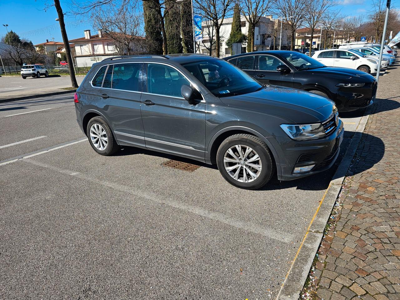 Volkswagen Tiguan 1.6 TDI SCR Business BlueMotion Technology