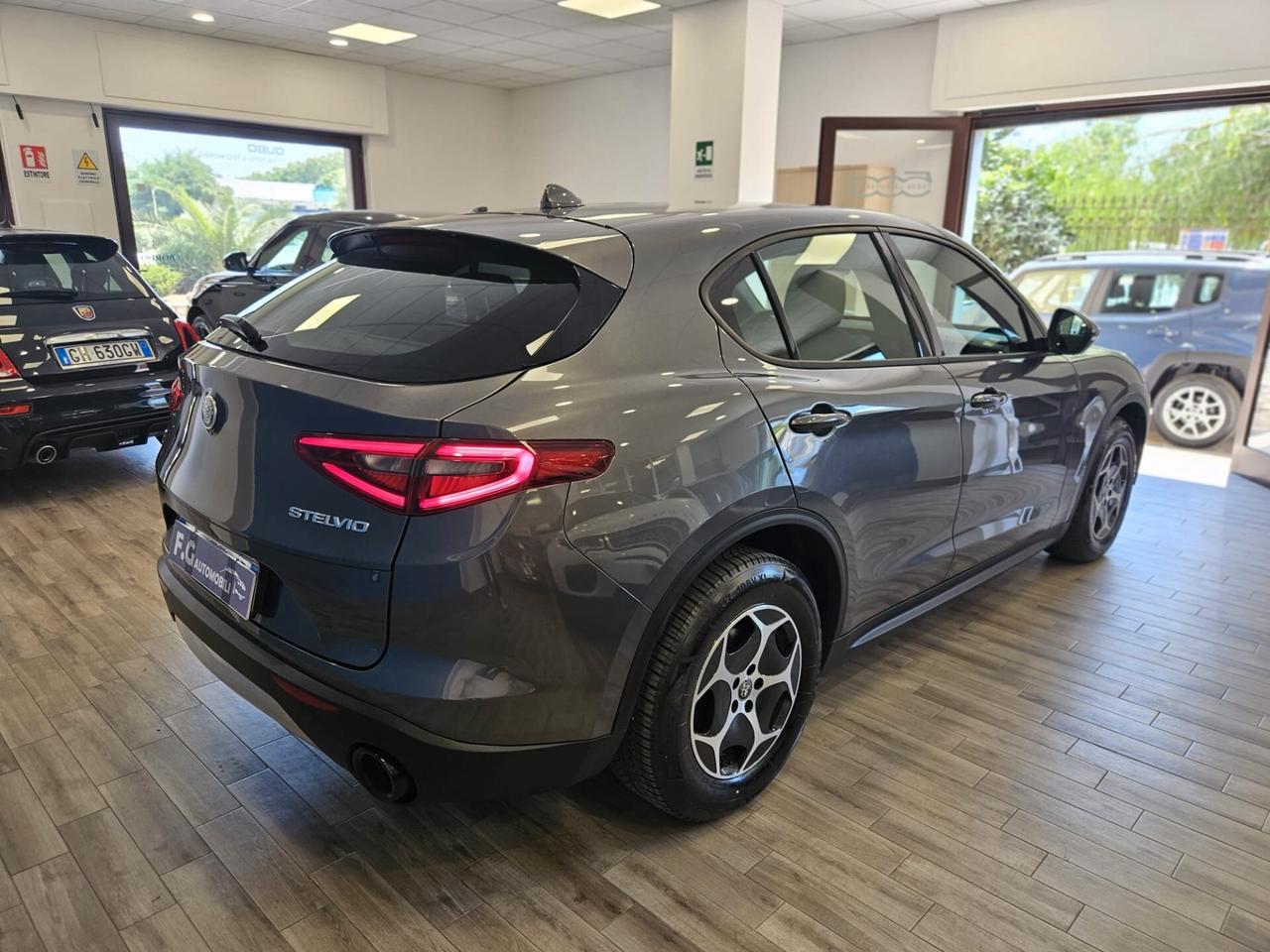 Alfa Romeo Stelvio 2.2 Turbodiesel 190 CV AT8 Q4 Super Business