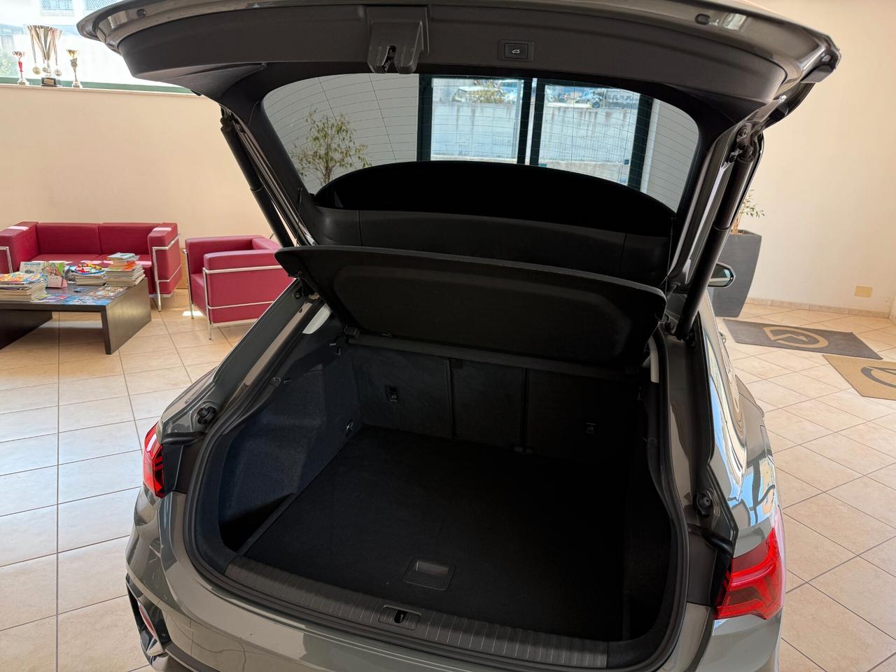 Audi Q3 Sportback 35 2.0 tdi Bus. Plus s-tronic Matrix