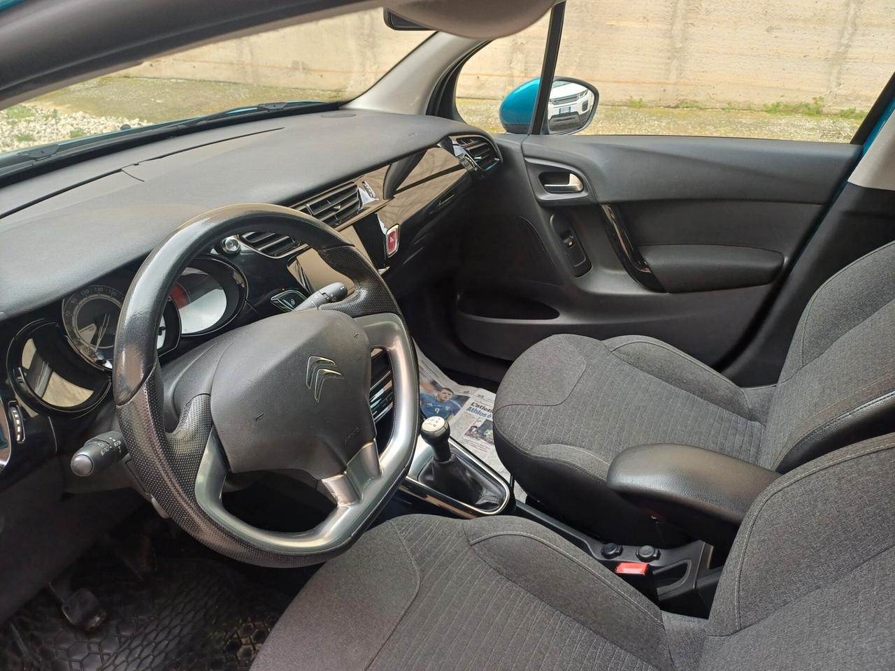 Citroen C3 PureTech 82 Live Edition