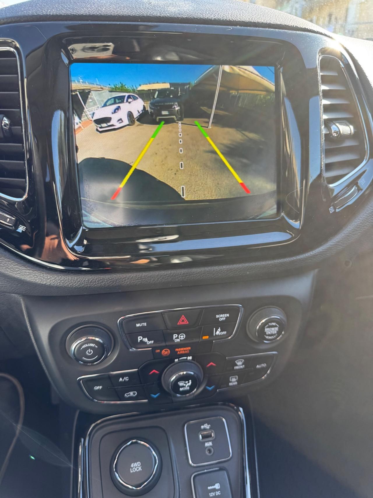 Jeep Compass 2.0 Multijet II 4x4 Limited 2018 full