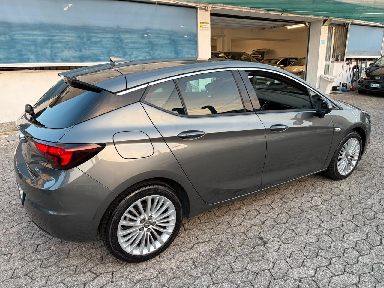 Opel Astra 1.6 CDTi 110CV Start&Stop 5 porte Business