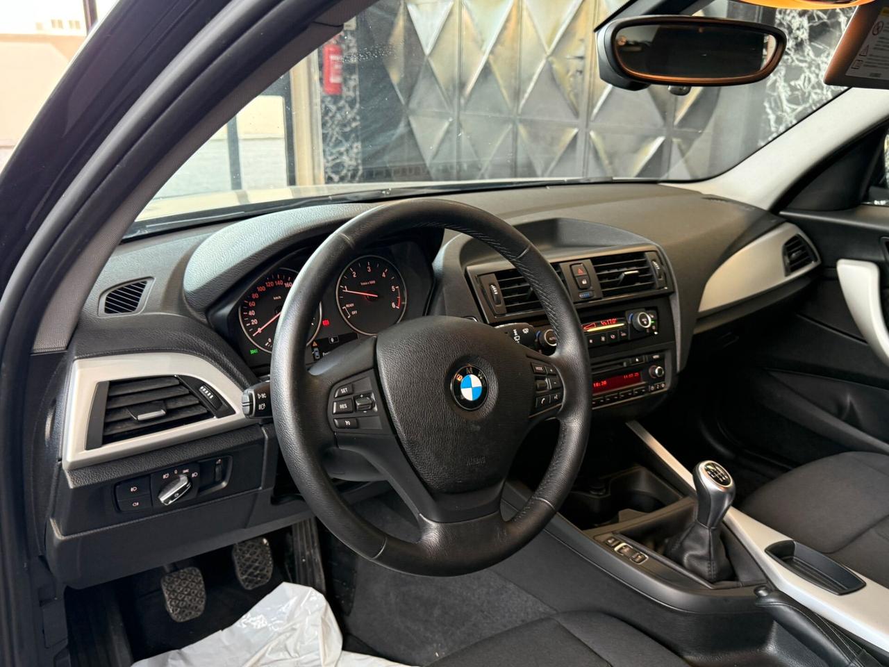 Bmw 116 116d 5p. Efficient Dynamics Sport