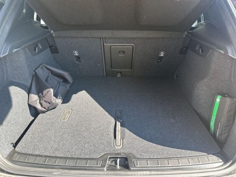 Volvo XC40 Recharge Pure Electric Single Motor RWD Plus