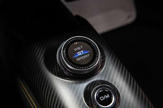 Maserati MC20 CARBON|LIFT SYSTEM|MTC PLUS|E-LSD