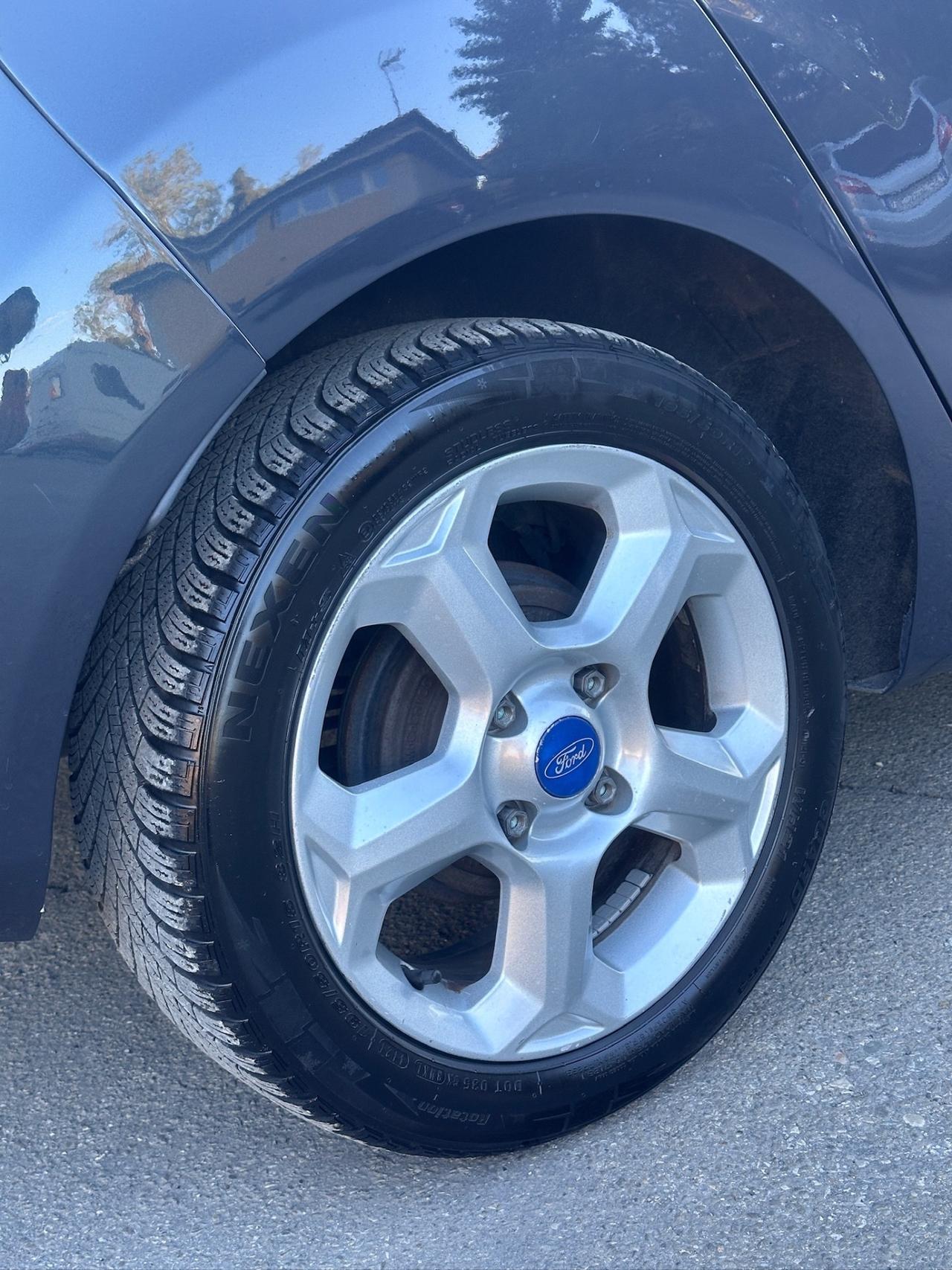 Ford Fiesta 1.4 TDCi 70CV 5 porte Titanium