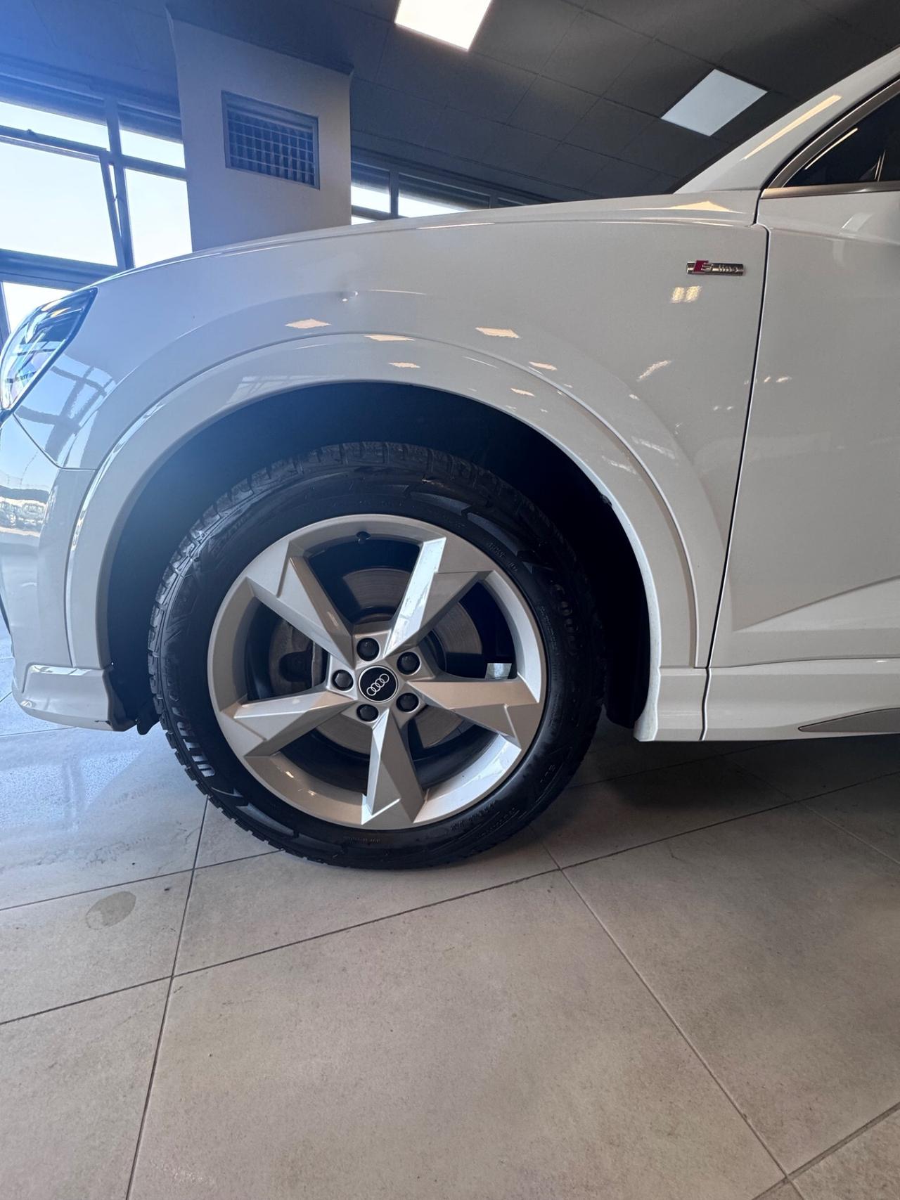 AUDI Q3 SBACK 2.0 TDI SLINE EDITION QUATTRO