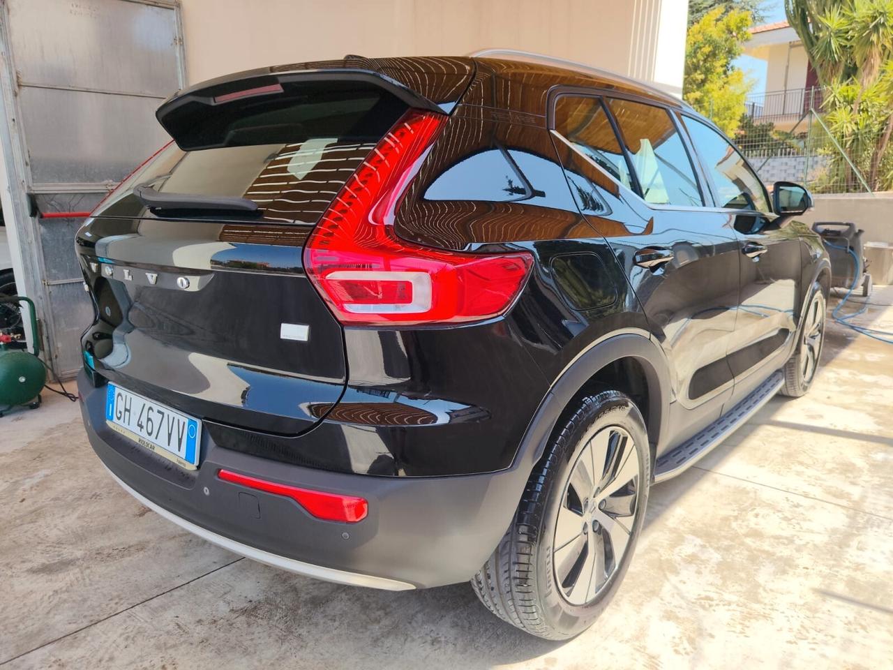 Volvo XC40 T4 Plus Dark VAN