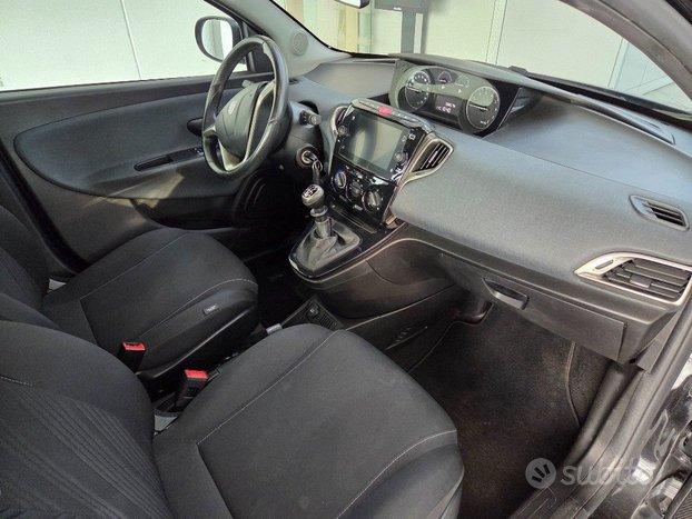 LANCIA Ypsilon 1.0 FireFly 5 porte S&S Hybrid Go