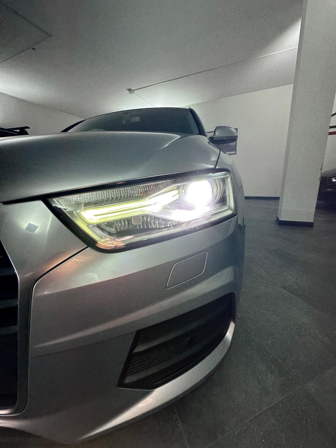 Audi Q3 2.0 TDI 120 CV Business