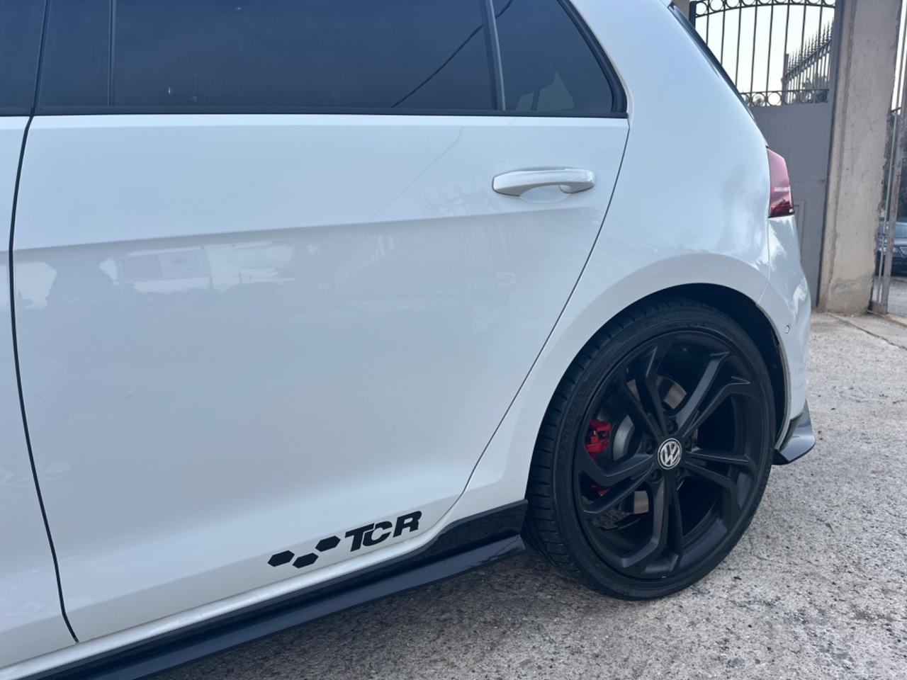 Volkswagen Golf GTI TCR 2.0 TSI DSG 5p. BlueMotion Technology