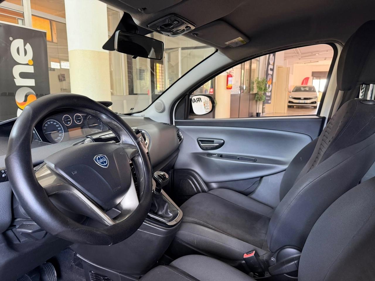 Lancia Ypsilon 1.3 MJT 16V 95 CV 5 porte S&S Gold