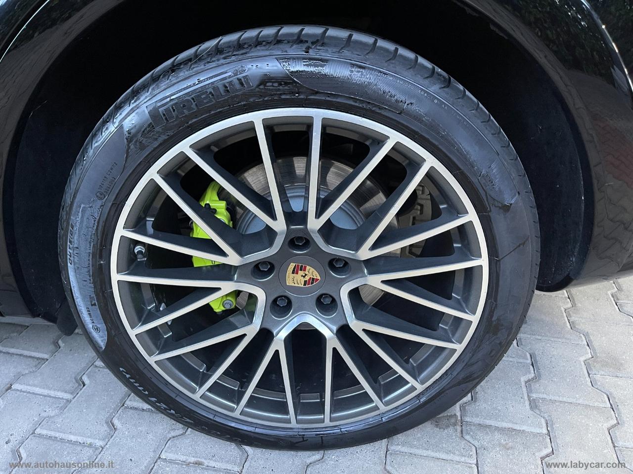 PORSCHE Cayenne Coupé 3.0 V6 Platinum Edition