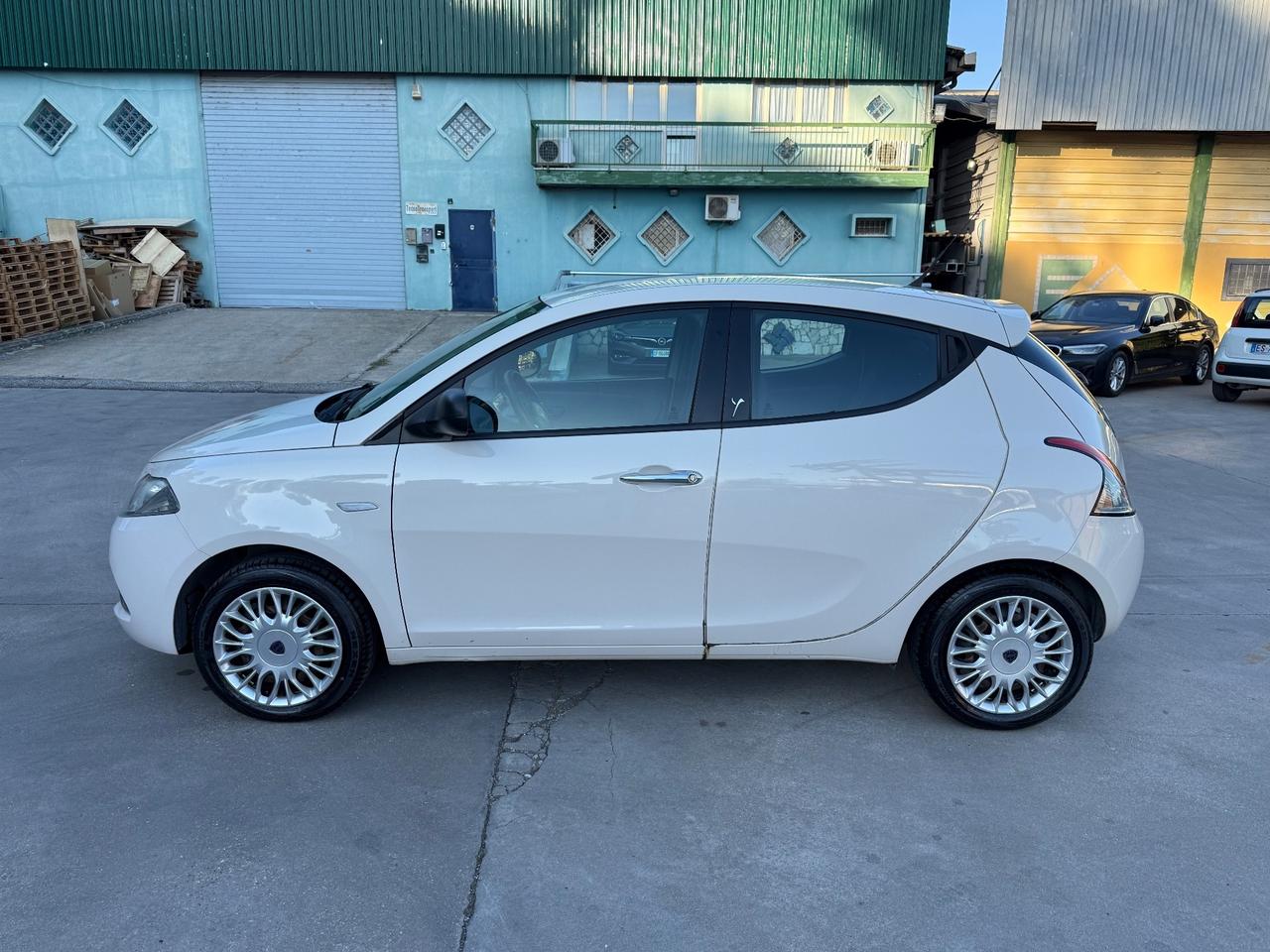 Lancia Ypsilon 1.2 benzina/gpl
