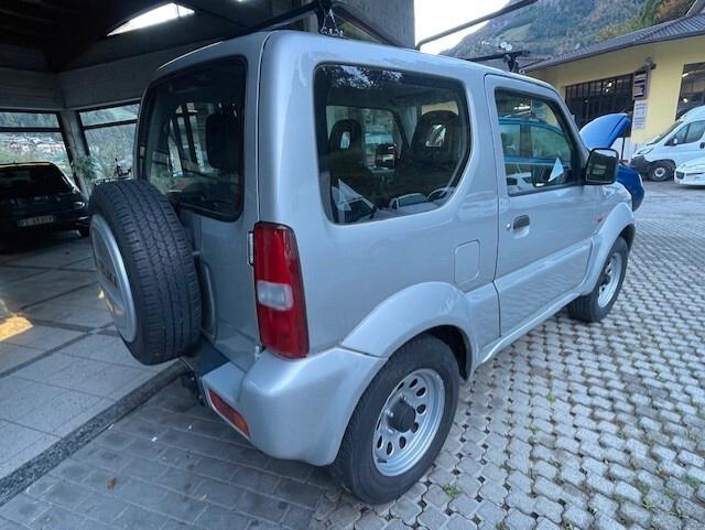 Suzuki Jimny 1.3i 16V cat 4WD JLX