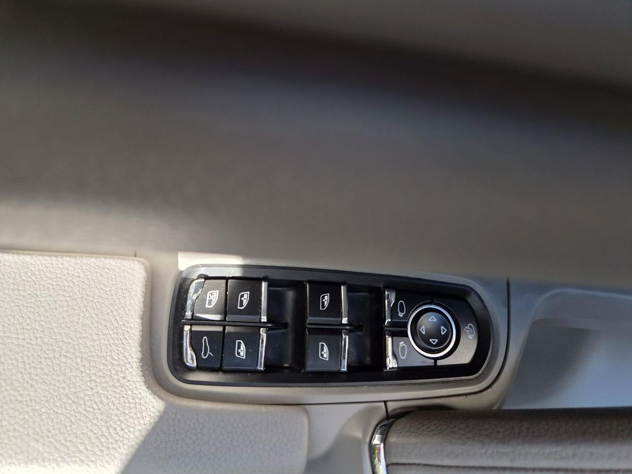 Porsche Cayenne 3.0 Diesel V6 245 CV TIPTRONIC