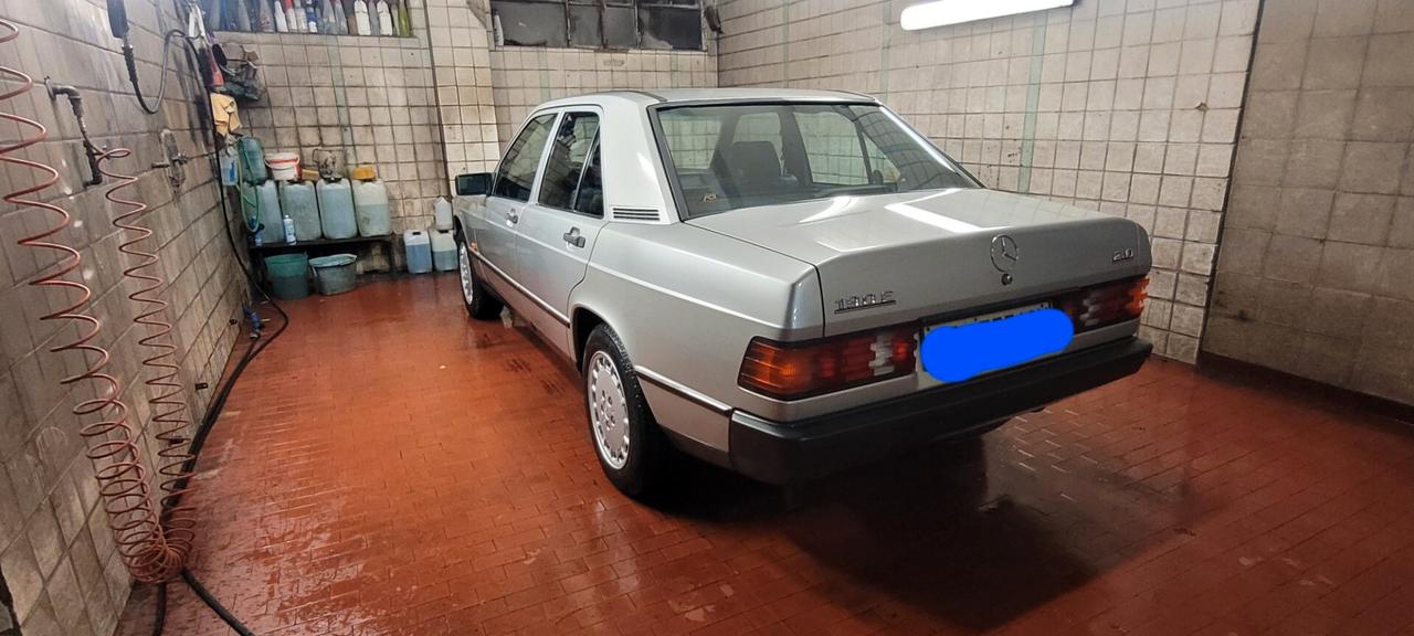 Mercedes-benz 190 2.0 E