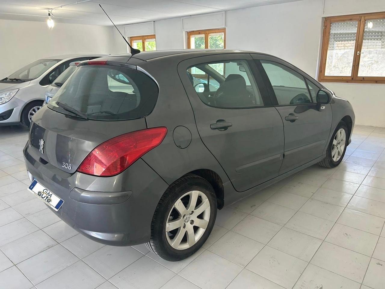 Peugeot 308 2.0 HDi 5p. Féline