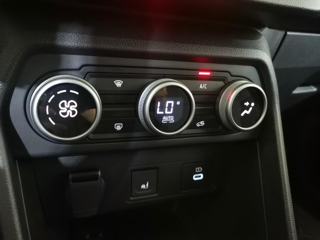 Dacia Jogger 1.6 Hybrid 140 7 posti Extreme Up