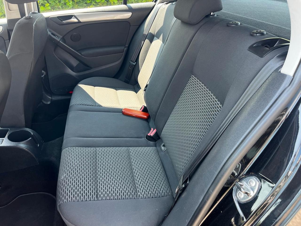 Volkswagen Golf 1.6 TDI DPF 5p. Highline NEOPATENTATI