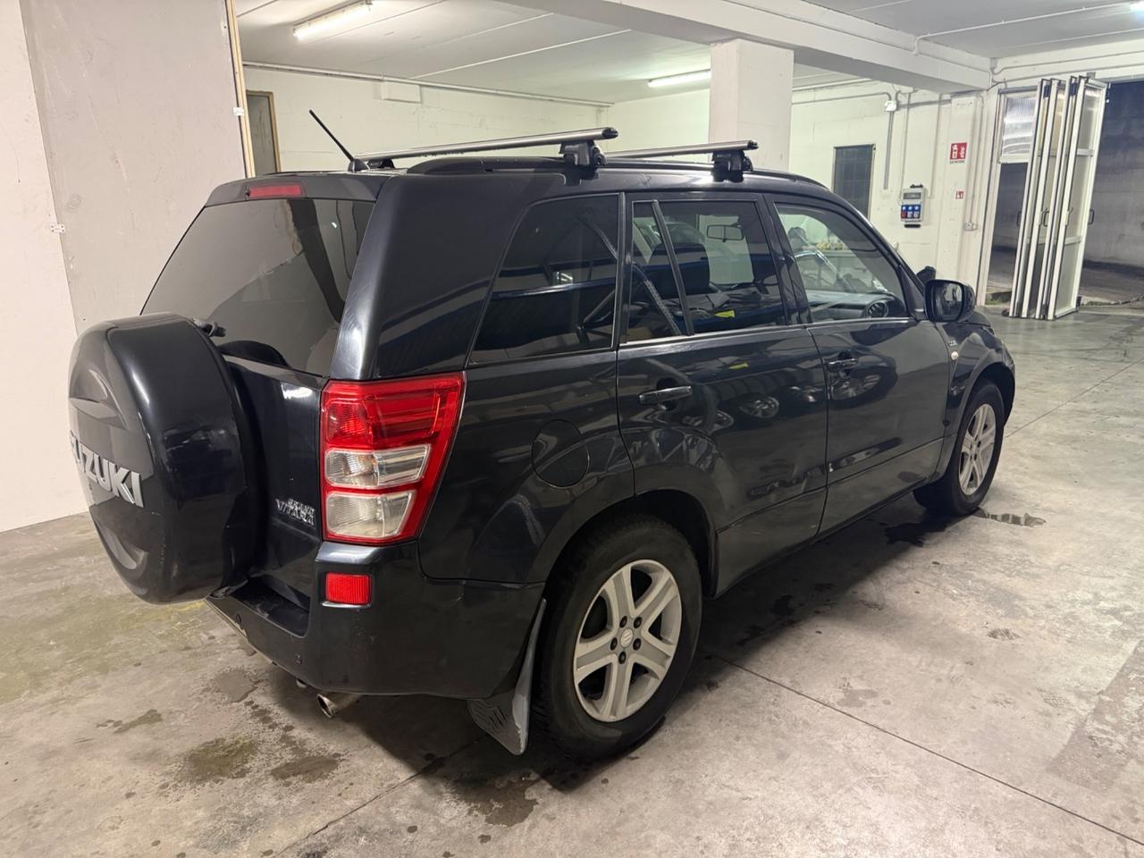 Suzuki Grand Vitara 1.9 DDiS 5 porte