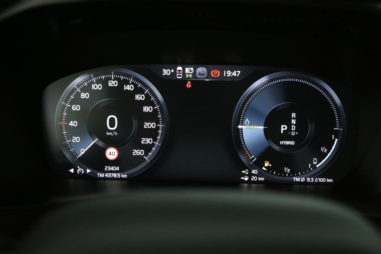 Volvo XC40 T5 Recharge Plug-in Inscription Expression auto