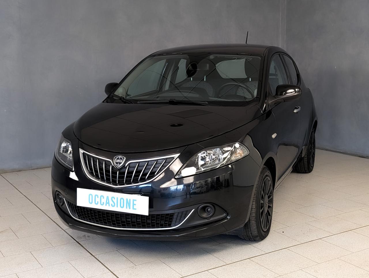 Lancia Ypsilon 1.0 Hybrid 70cv Silver