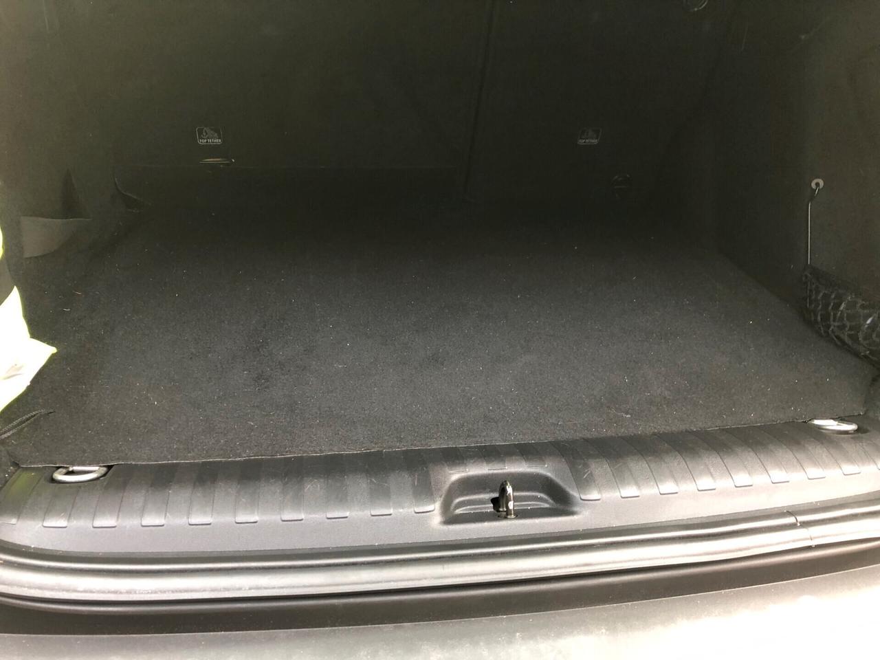 Peugeot 2008 blue hd 75 active