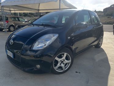 Toyota Yaris 1.4 D-4D 3 porte Sol