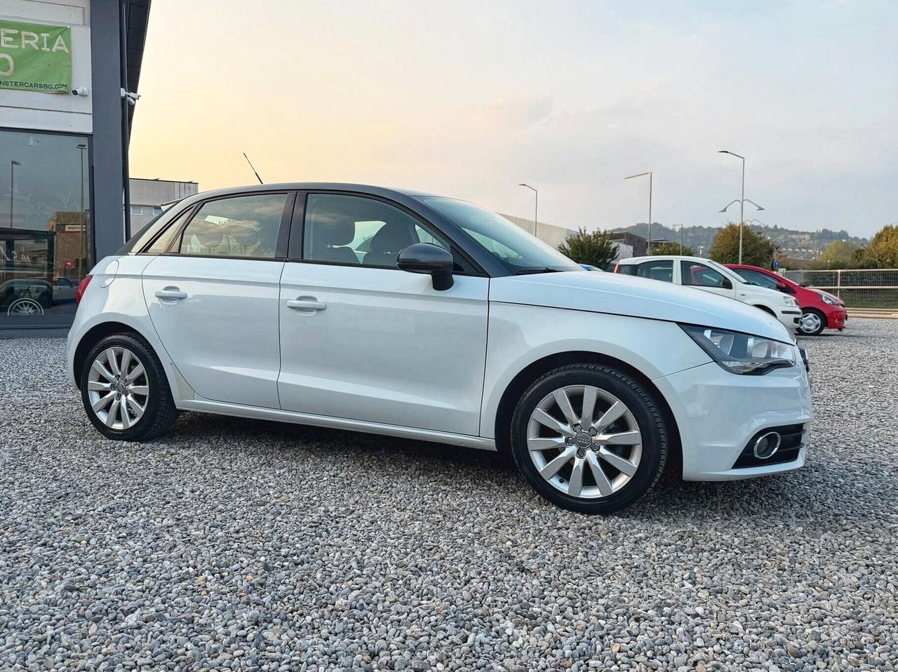 Audi A1 1.6 TDI S tronic AUTOMATICA OK NEOPATENTATI