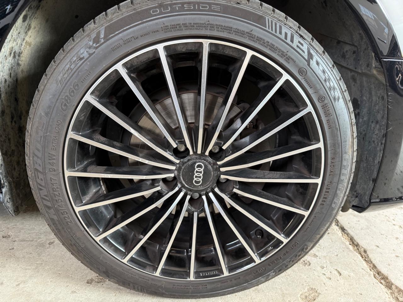 Audi A3 SPB 1.6 TDI Sport GRIGLIA RS VOLANTE S-Line