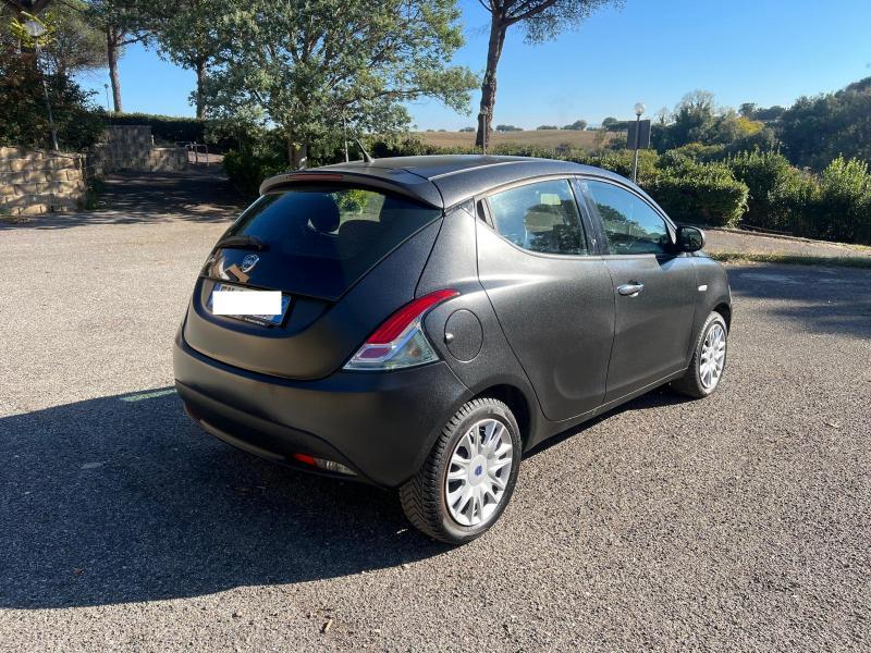 Lancia Ypsilon 5 Porte Ypsilon 1.2 8vColorazione Individual E6