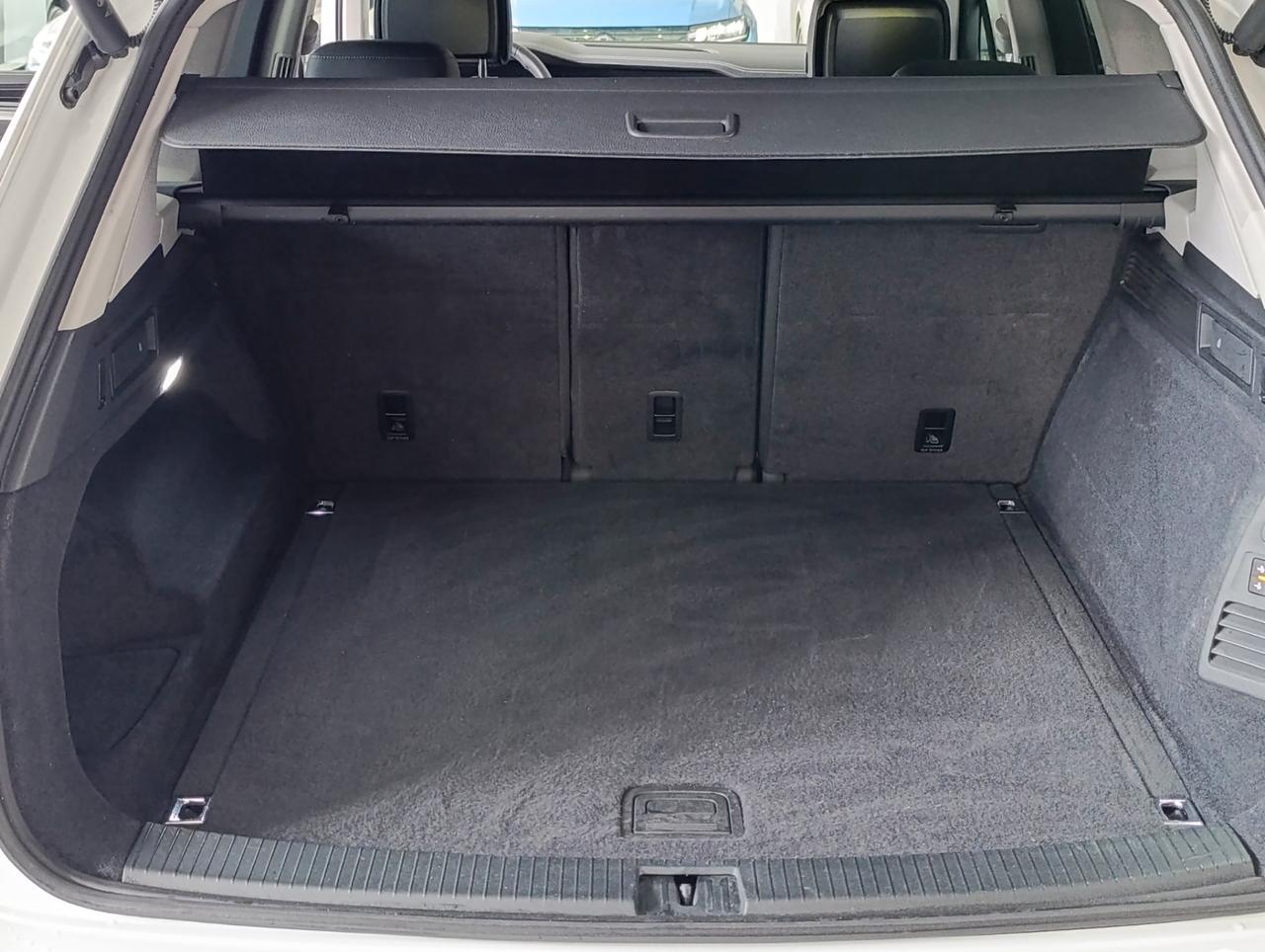Volkswagen Touareg 3.0 V6 tdi scr 231cv auto