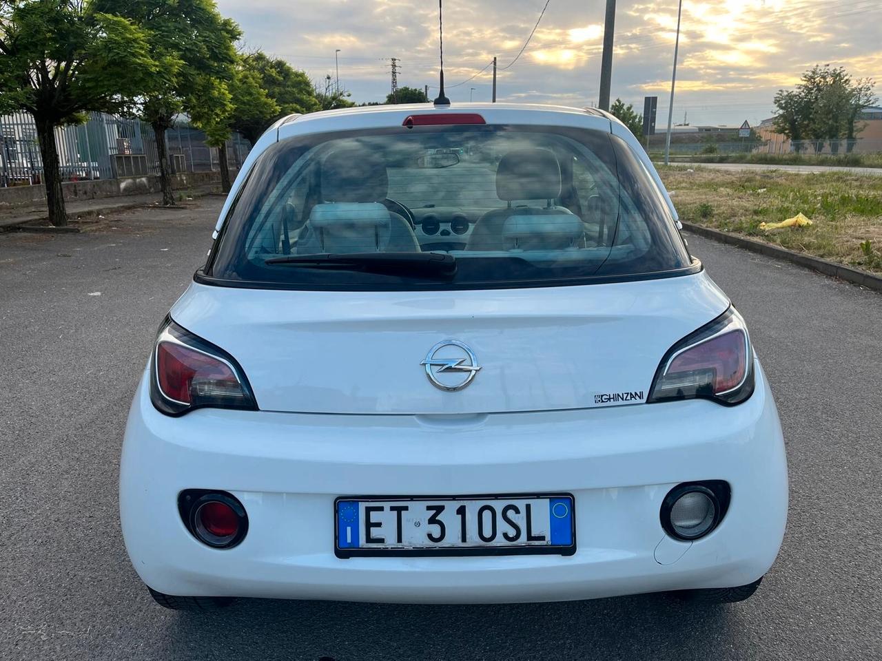 Opel Adam 1.2 70 CV