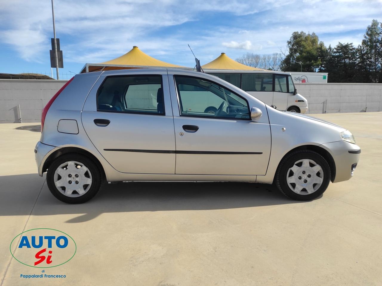 Fiat Punto 1.3 Mjet - 69cv NEOPATENTATI