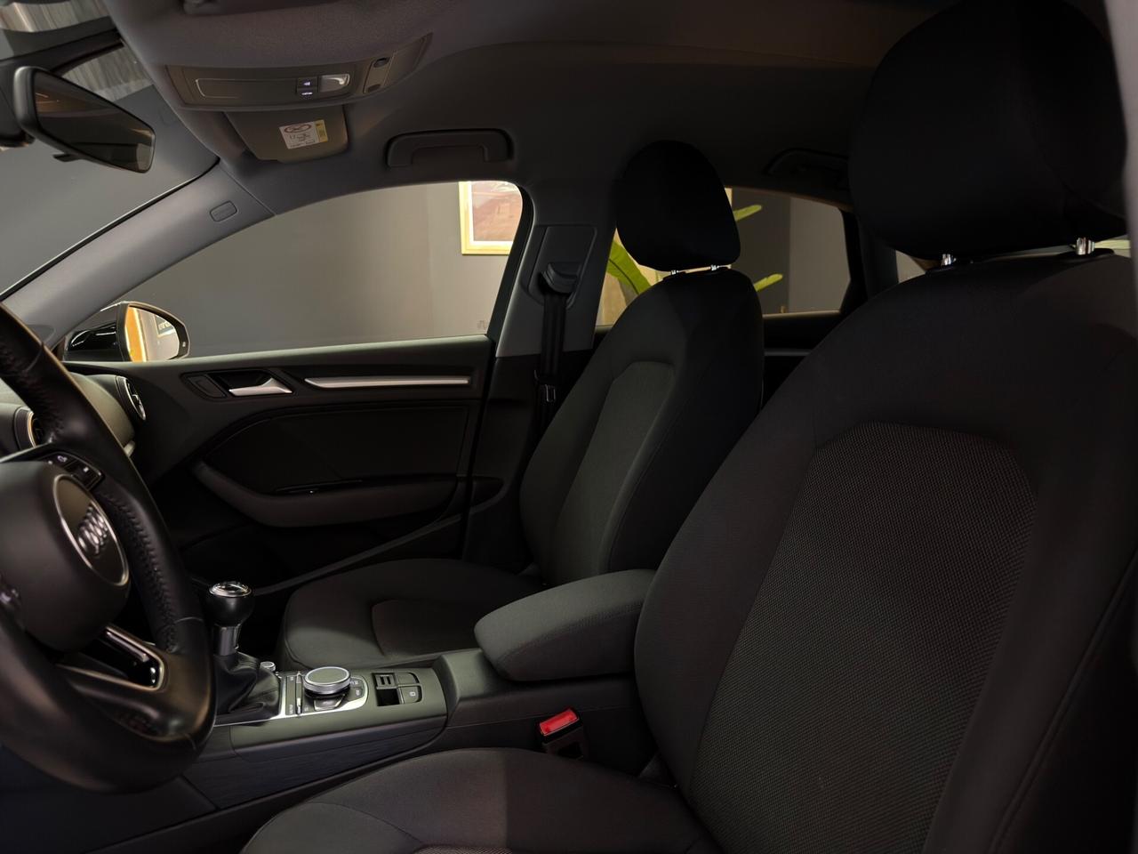 Audi A3 Sedan 30 TDI S- LINE *FULL OPTIONAL* Berli