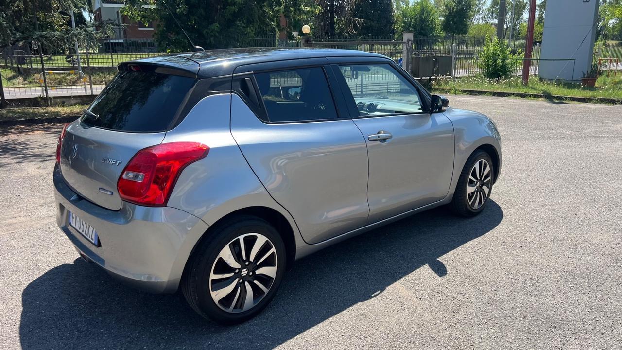Suzuki Swift 1.2 Hybrid Top